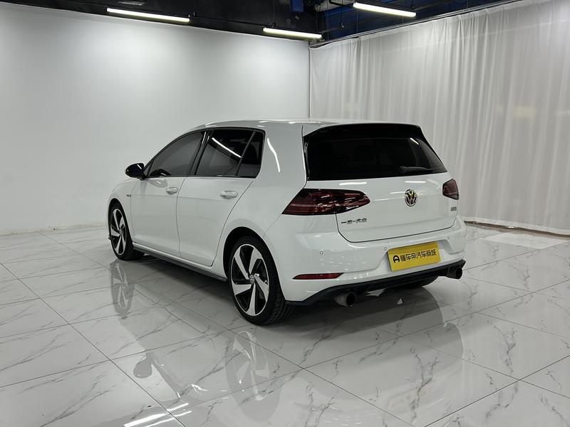 Volkswagen Golf GTI 2018