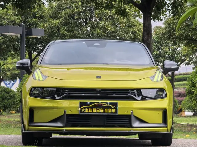LYNK & CO Lynk 03 03+2.0 TD Automatic Performance Package Version