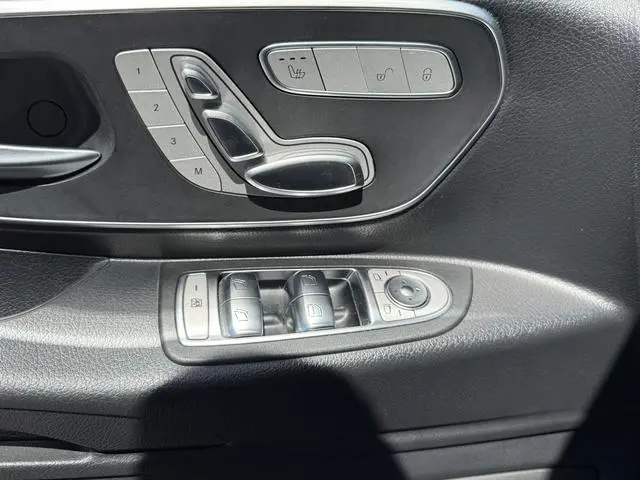 Mercedes-Benz Vito 2.0T Business Edition 7 Seats