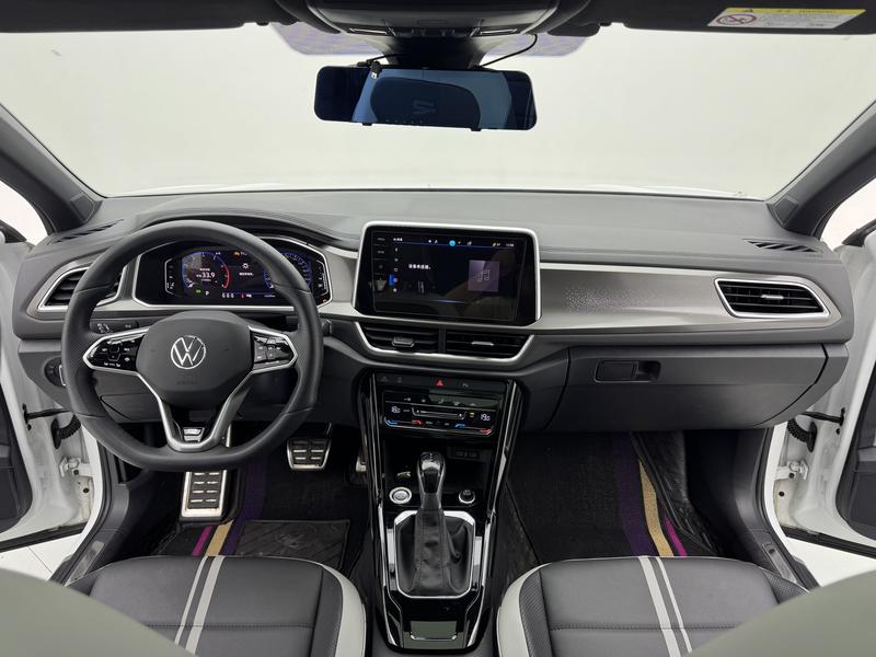 Volkswagen T-Roc 2024