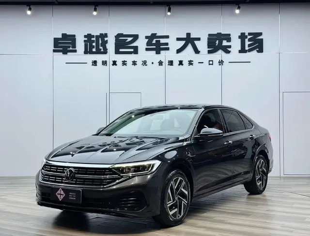 Volkswagen Sagitar 300TSI DSG Beyond Edition