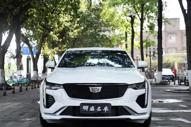 Cadillac Cadillac CT4 28T fashion type