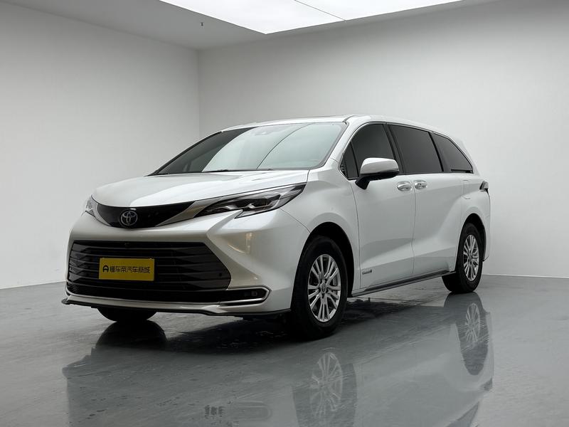 Toyota Sienna 2021