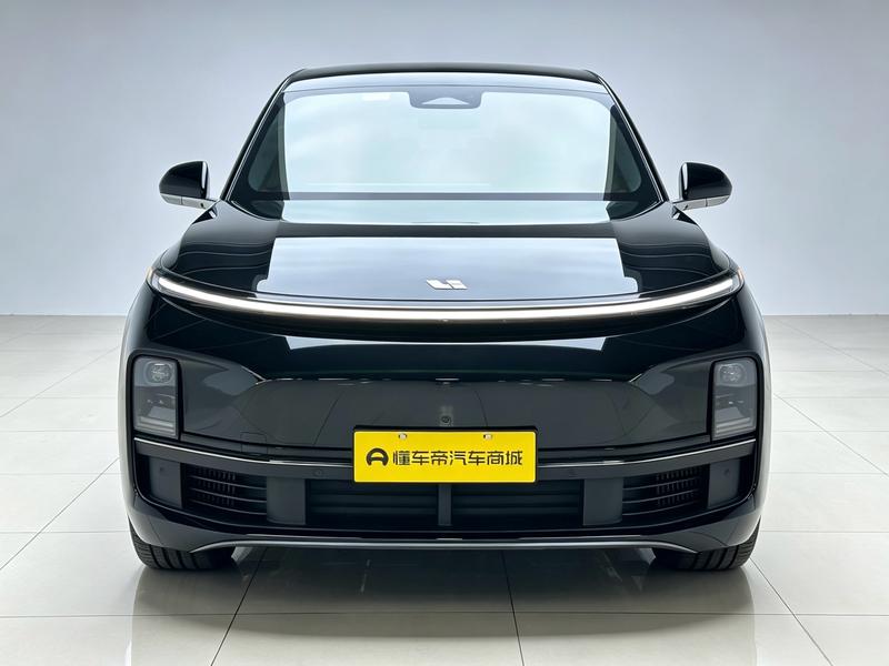 Li Auto Ideal L8 2023