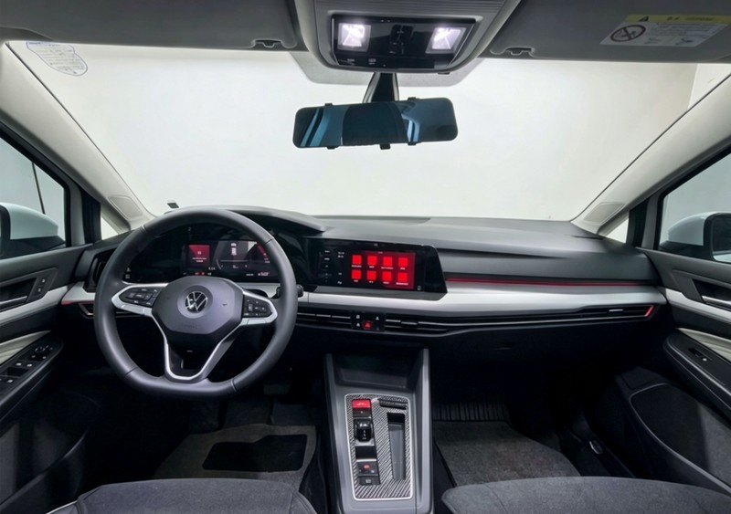 Volkswagen golf 2023