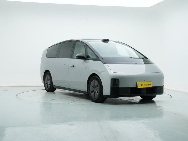 Li Auto Ideal MEGA 2024