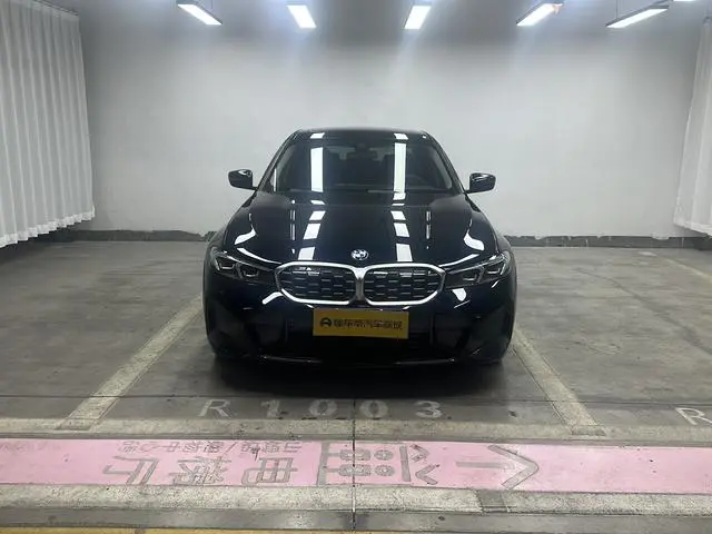 BMW BMW 3 Series 325Li M sports suit