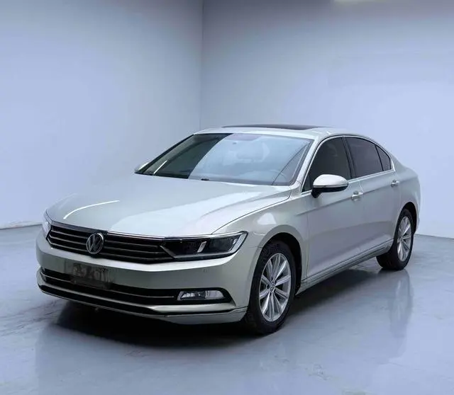 Volkswagen Magotan 330TSI DSG luxury Country V