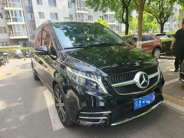 Mercedes-Benz Mercedes-Benz V-class V 260 L Long wheelbase Deluxe Edition