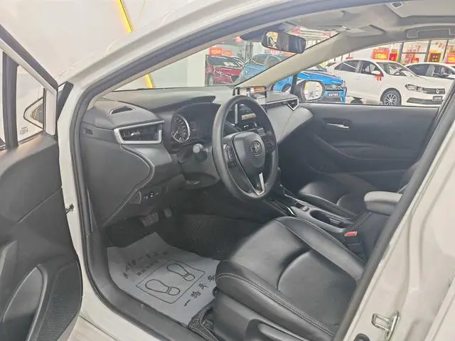 TOYOTA Asian lion 2.0L Premium Edition