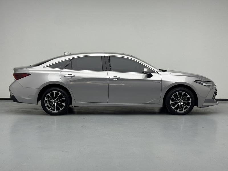 Toyota Asian Dragon 2022