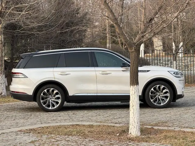 Lincoln Flying home 3.0T V6 four-wheel drive Executive Edition