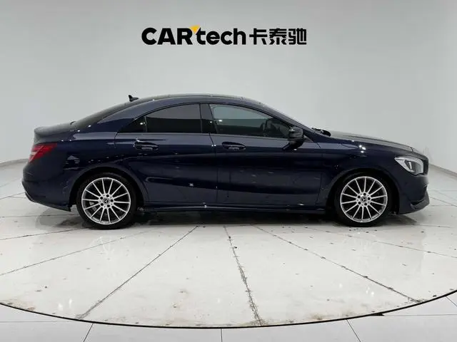 Mercedes-Benz Mercedes-Benz CLA CLA 220 4MATIC