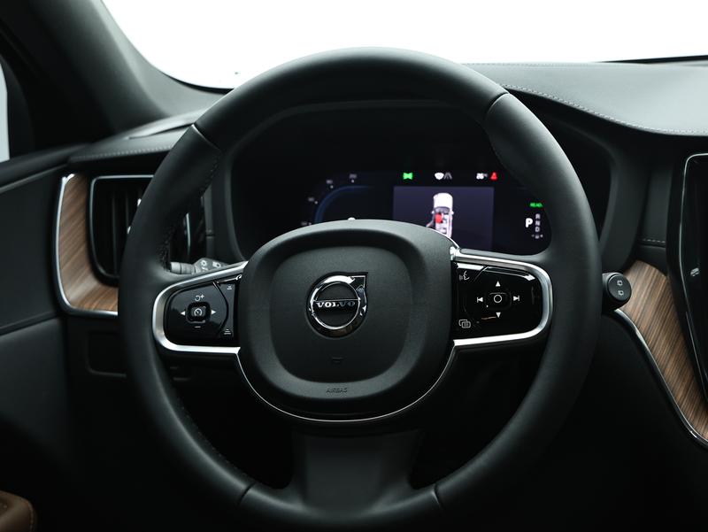 Volvo Volvo XC60 PHEV 2025