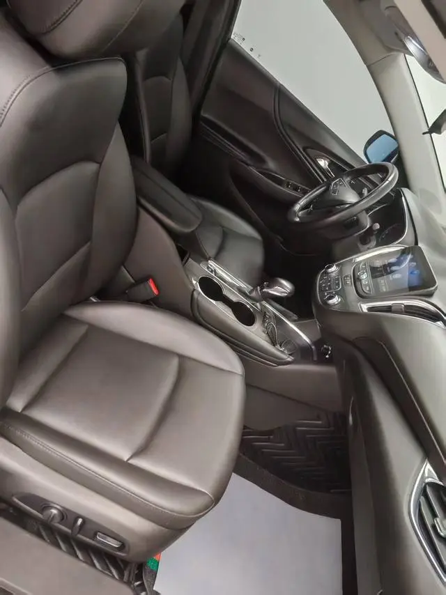 Chevrolet Mai Ruibao XL 535T automatic sharp version