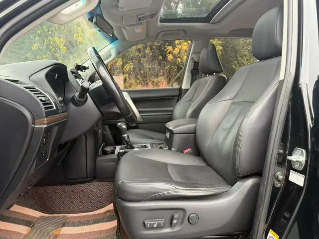TOYOTA Prado 3.5L automatic TX-L premium version with spare tire after hanging