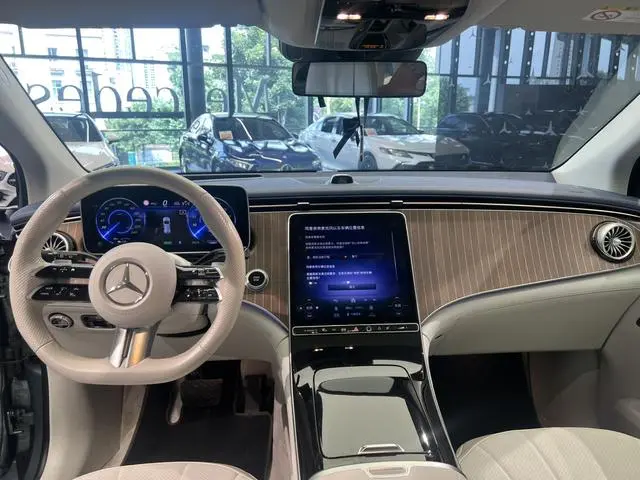 Mercedes-Benz Mercedes-Benz EQE SUV EQE SUV 500 4MATIC Deluxe Edition