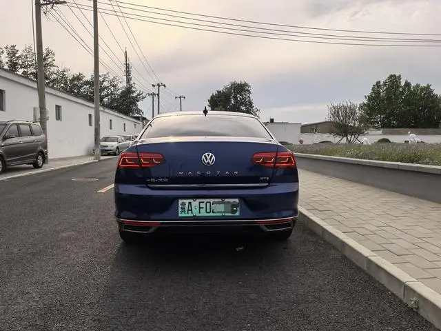 Volkswagen Magotan GTE Luxury