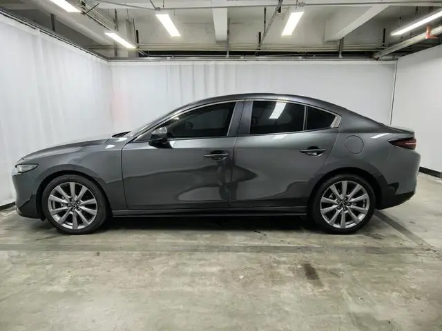 Mazda Mazda 3 Angkesaila 2.0L automatic Quality Rui version