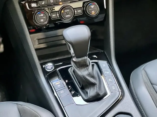 Volkswagen Tiguan L 330TSI automatic two-wheel drive R-Line Premium edition