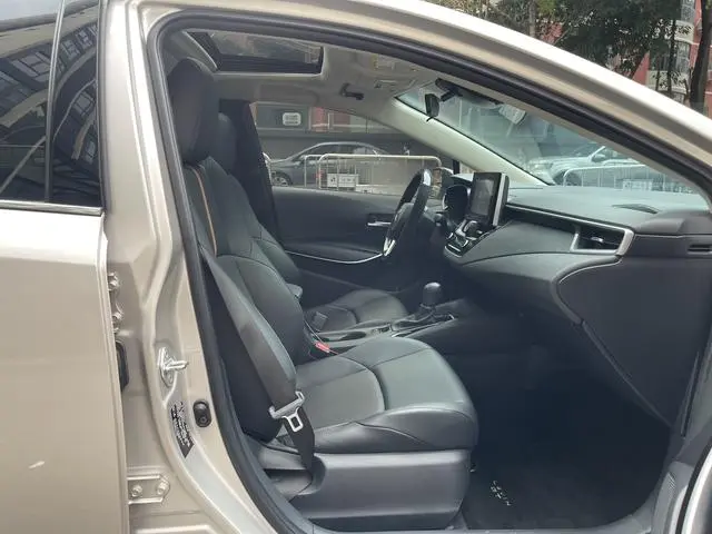 TOYOTA Ling Shang 2.0L Deluxe Edition