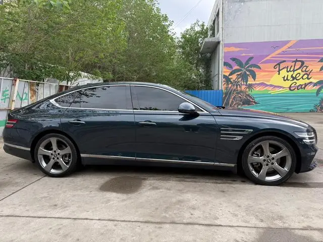 GENESIS Genisys G80 2.5T two-wheel drive ultimate edition