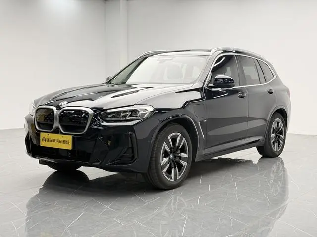 BMW BMW iX3 Leading type