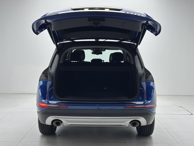 Lincoln adventurer 2022