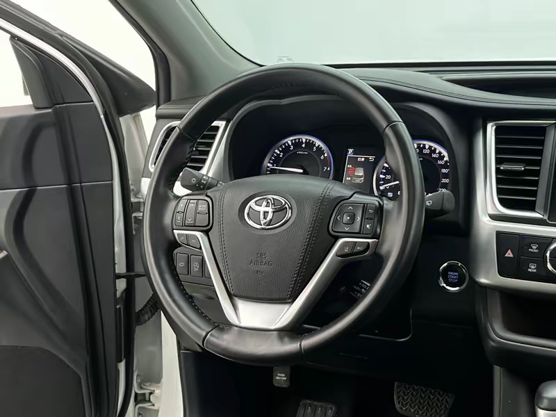 Toyota Highlander 2021
