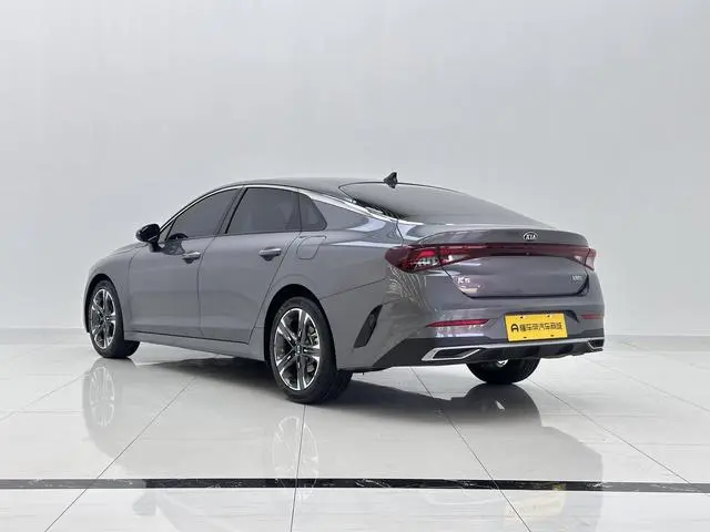 Kia Kia K5 270T CVVD Luxury Technology Edition
