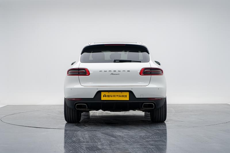 Porsche Macan 2014