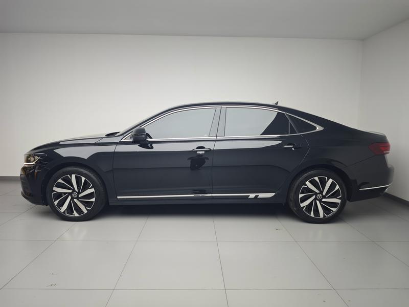 Volkswagen Passat 2024