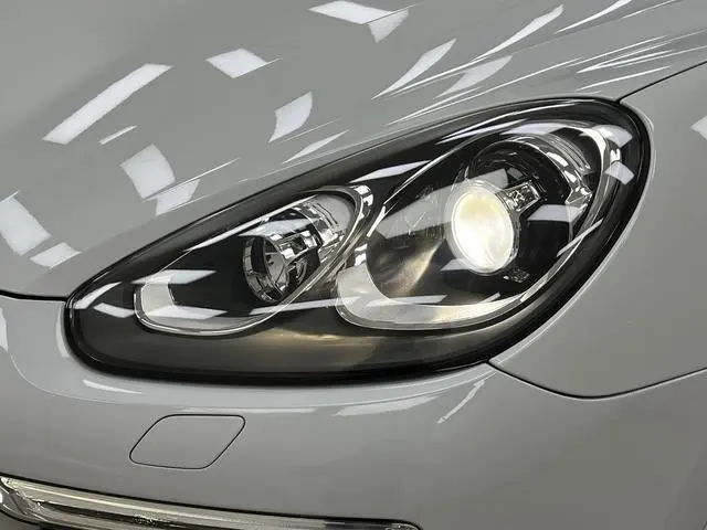 Porsche Cayenne Cayenne Platinum Edition 3.0T
