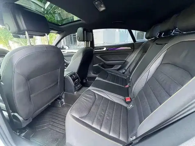 Volkswagen Volkswagen CC 380TSI eye-catching version