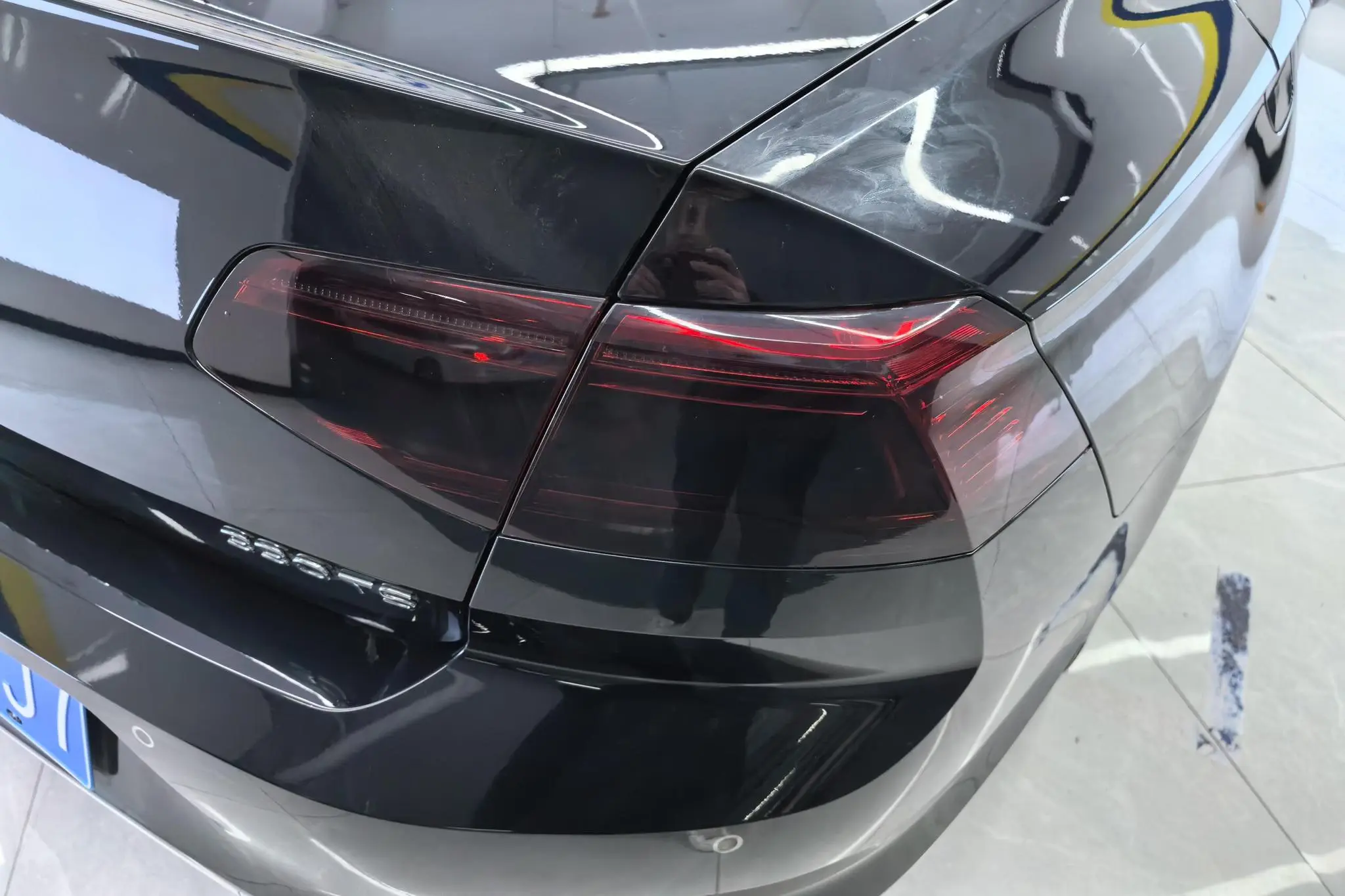 Volkswagen Magotan 330TSI DSG Luxury
