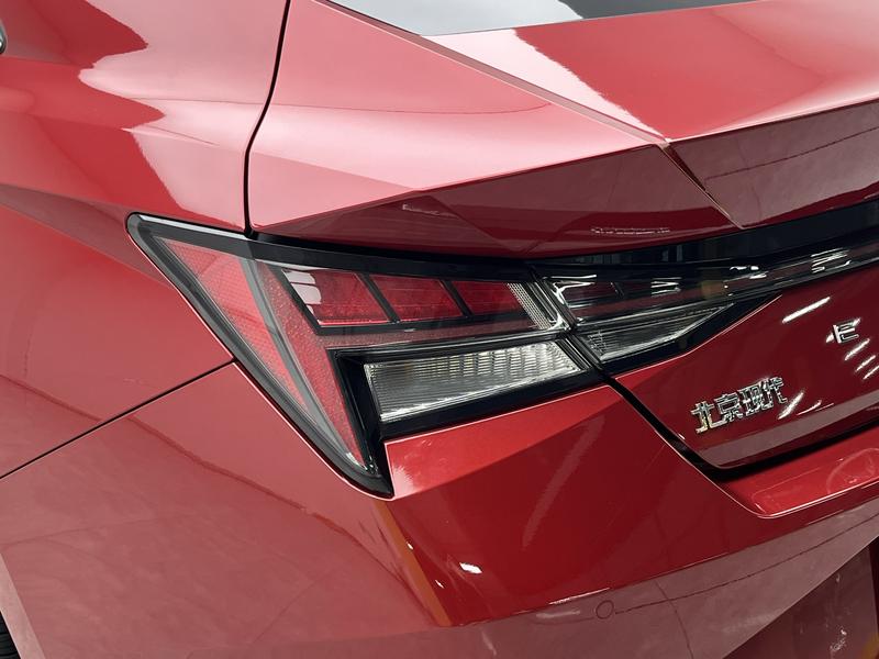Hyundai Elantra 2021