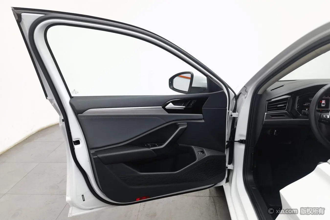 Volkswagen Sagitar 280TSI DSG Beyond Edition