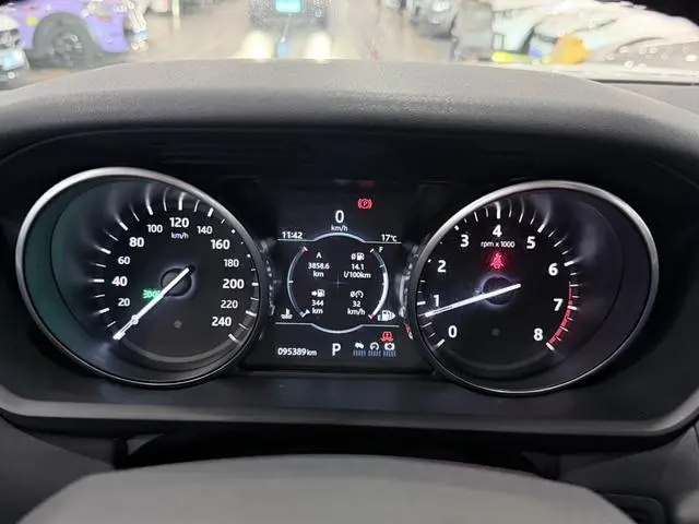 Land Rover discover 3.0 V6 HSE