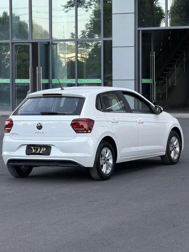 Volkswagen Polo Plus 1.5L automatic colorful technology version