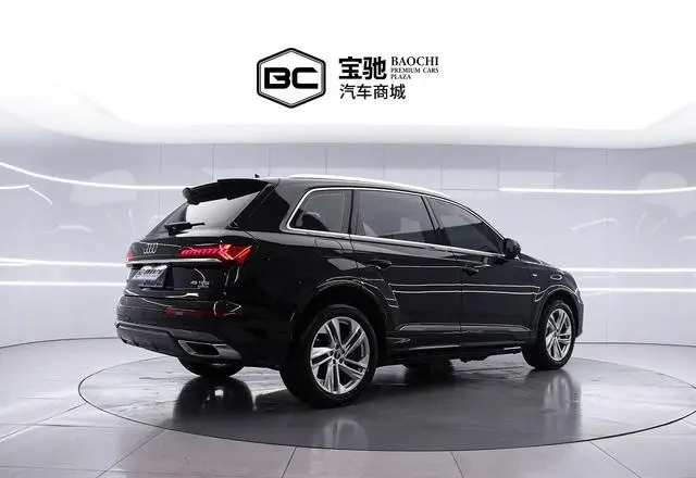 Audi Audi Q7 45 TFSI quattro S line sporty