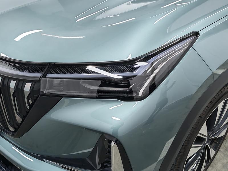 Geely Boyue L 2025
