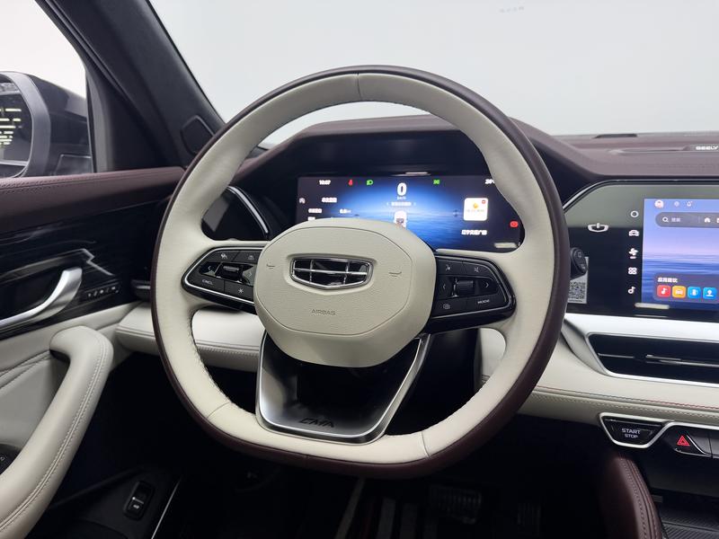 Geely Emgrand L 2024