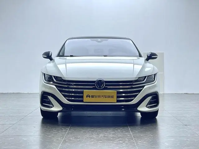 Volkswagen Volkswagen CC 380TSI eye-catching version