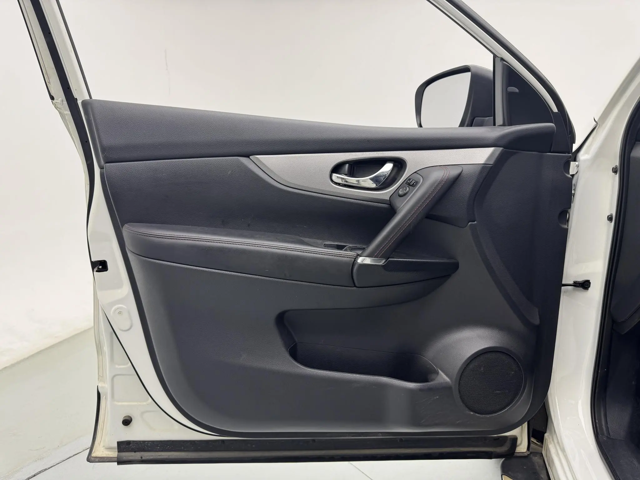 Nissan Qashqai 2.0 L XV Prem Deluxe Edition