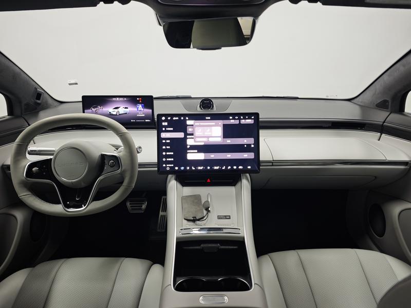 Luxeed Zhijie S7 2025