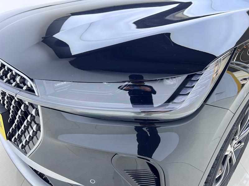 Lincoln Voyager 2023