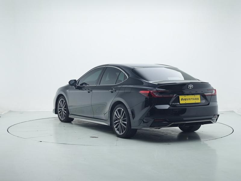Toyota Camry 2024