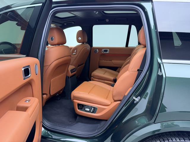 Li Auto Ideal L9 2025