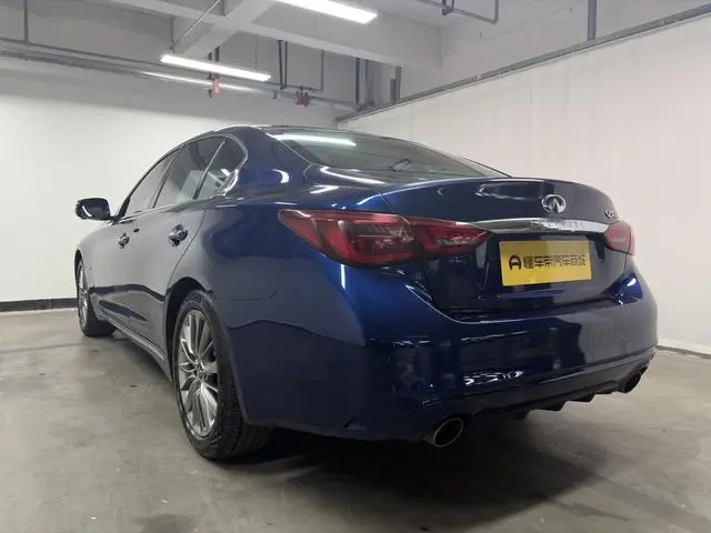 Infiniti Infiniti Q50L 2.0T Premium Version Country V