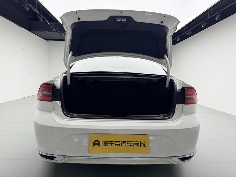Volkswagen Lamando 2021